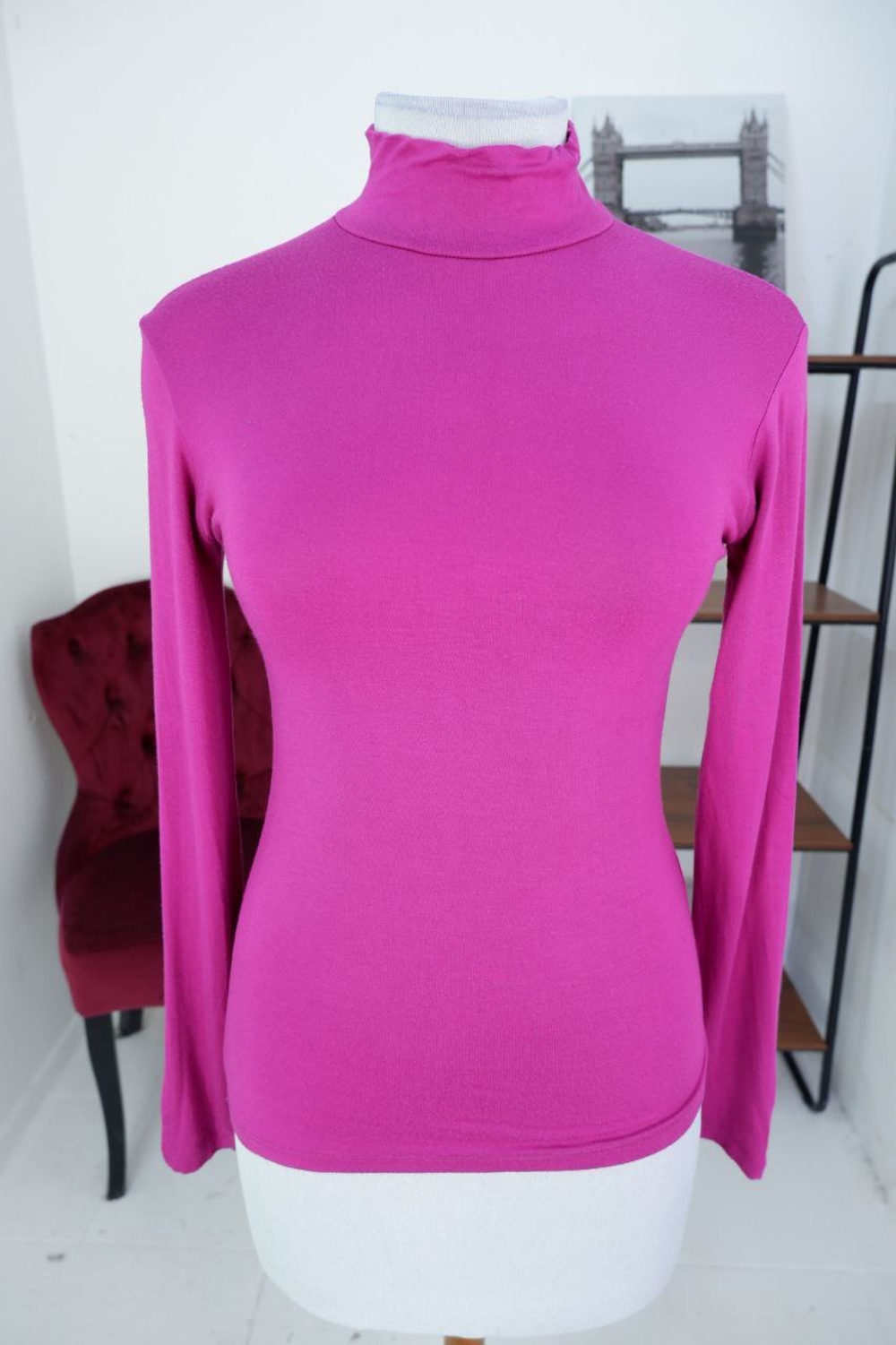 Водолазка приятная 42 размер