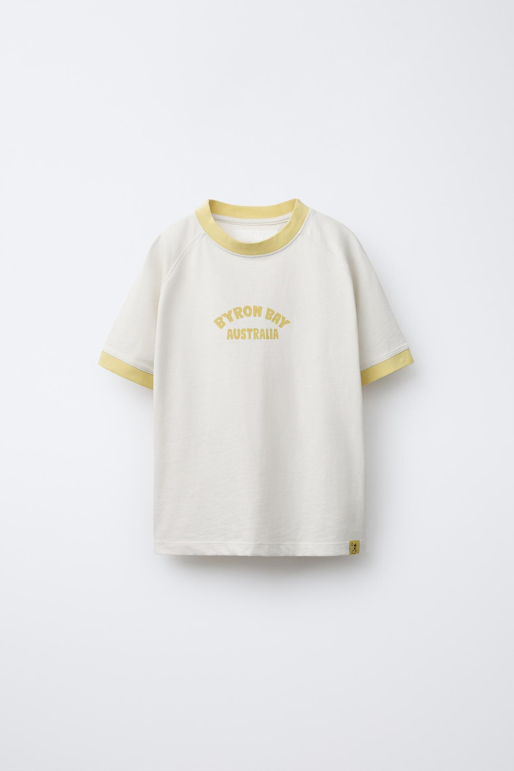 ZARA КОМПЛЕКТ ИЗ ФУТБОЛКИ И ШОРТОВ- БЕРМУДОВ В СПОРТИВНОМ СТИЛЕ, ЖЕЛТЫЙ