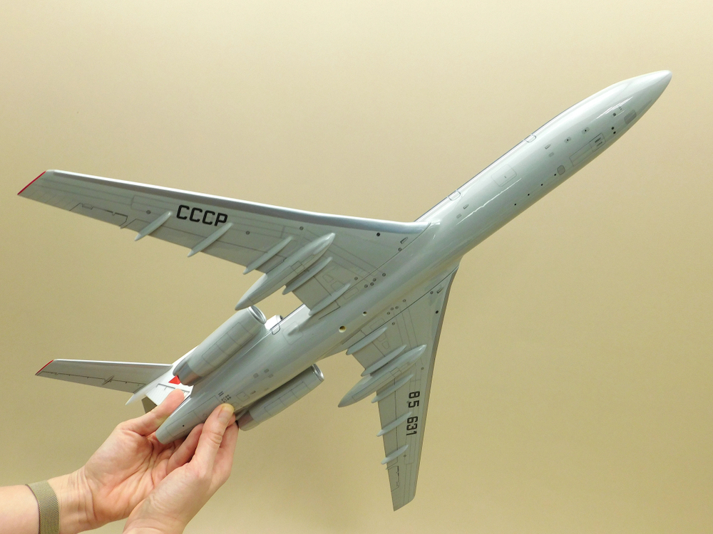 Модель самолета Ту-154М (М1:72, Аэрофлот СССР-85631)