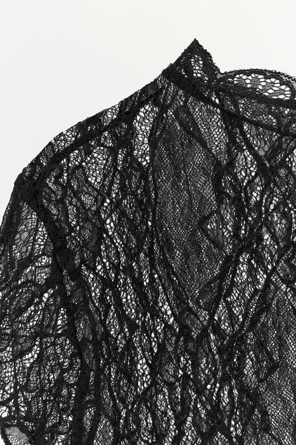 ZARA КРУЖЕВНОЙ КРОП-ТОП, ЧЕРНЫЙ