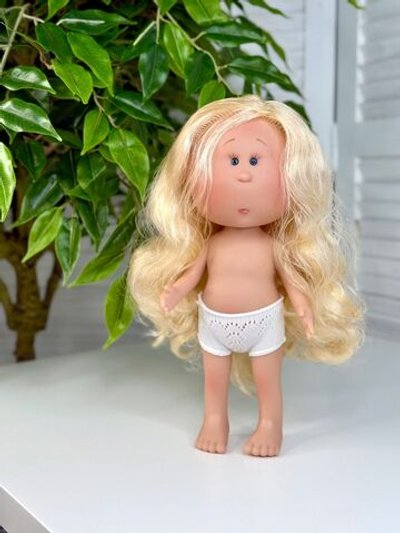 Кукла Nines виниловая 30см MIA без одежды (3000W2A2)