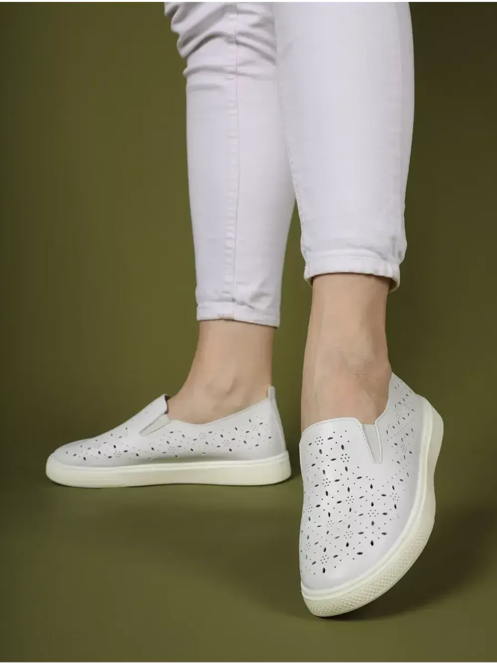 Мокасины летние с перфорацией