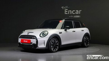 Mini Cooper S 5 даерей Classic Lunchpack (02.2023)