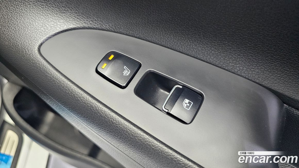 Hyundai The New Grandeur (Azera) IG Hybrid LeBlanc (06.2022)