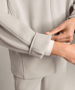 Oysho Длинная куртка с капюшоном, детали в рубчик, из модала с начесом, серо-коричневый