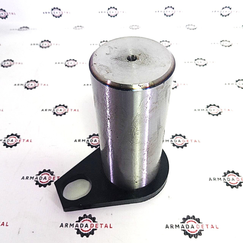 Палец (Крепление стрелы к поворотному блоку) | VOE11883753, VOE15645757 | TMP