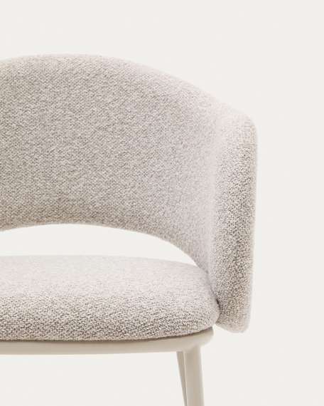 Стул Maina из плотной бежевой шенилловой ткани и стальными ножками бежевого цвета