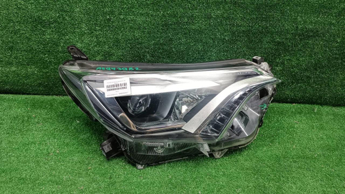 Фара правая Toyota RAV4 4 CA40 (2015-2019) LED