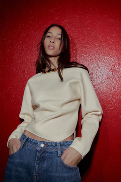 ZARA ТРИКОТАЖНЫЙ ДЖЕМПЕР С БУСИНАМИ НА ВОРОТНИКЕ, ЭКРЮ