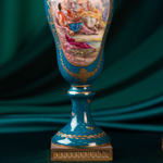 Парные вазы в дворцовом стиле