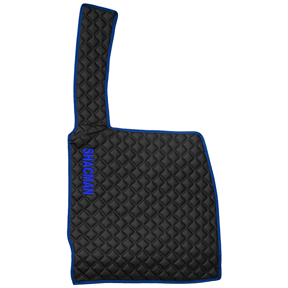 Ковры SHACMAN F3000 (экокожа, черный, синий кант, синяя вышивка)