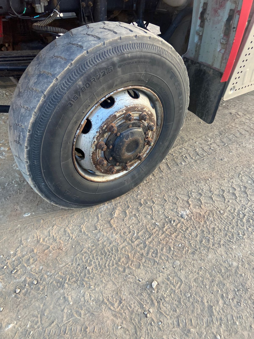 Shacman (Shaanxi) SX* 6x6 Седельный тягач SX42586W385C (Дизельный, 10,8 л, 441 л.с., МТ)