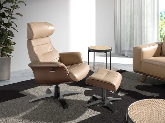 Кресло-реклайнер Angel Cerda A928 бежевая кожа и шпон ореха