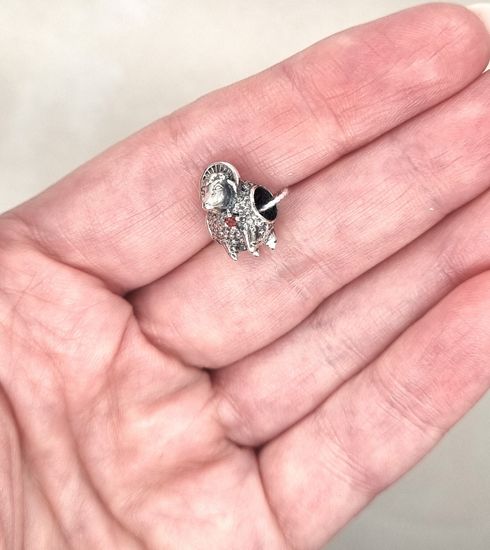 Бусина. Агнец.