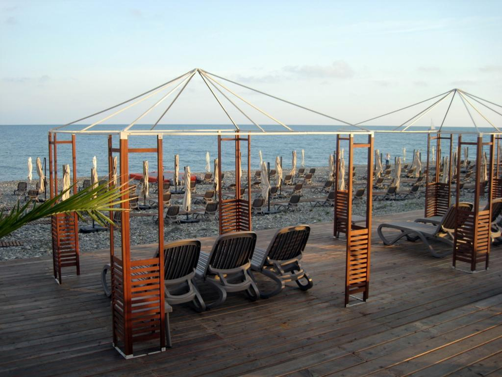 Шезлонг-лежак пластиковый, Tropico, тортора