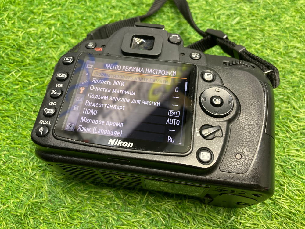 Nikon D90 35.000 кадров