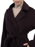 Женское кашемировое пальто на запах с ручной отделкой и прорезными карманами