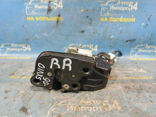 Замок двери задней правой TOYOTA CAMRY 1993