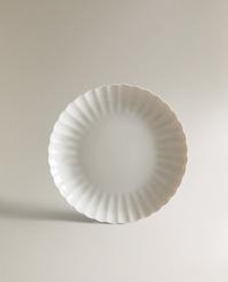 ZARA HOME ДЕСЕРТНАЯ ТАРЕЛКА ИЗ ФАРФОРА С ВОЛНИСТОЙ КРОМКОЙ, БЕЛЫЙ