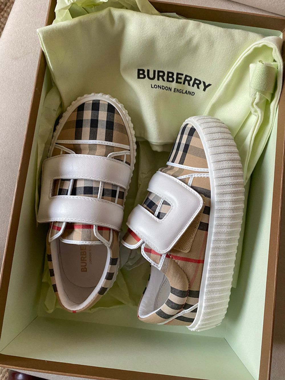 Слипоны Burberry