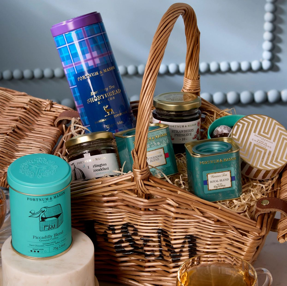 Fortnum&Mason Набор с чаем The Taste of Fortnum's Hamper