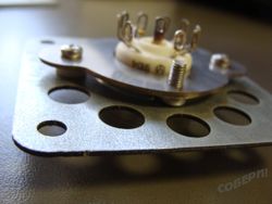 Кольцо переходное для установки 7- или 9-штырьковой ламповой панели