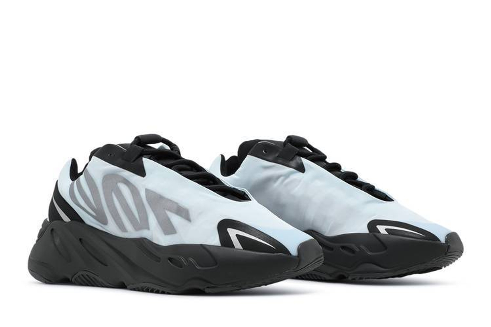 Кроссовки Adidas Originals Yeezy Boost 700 Mnvn "Blue Tint"