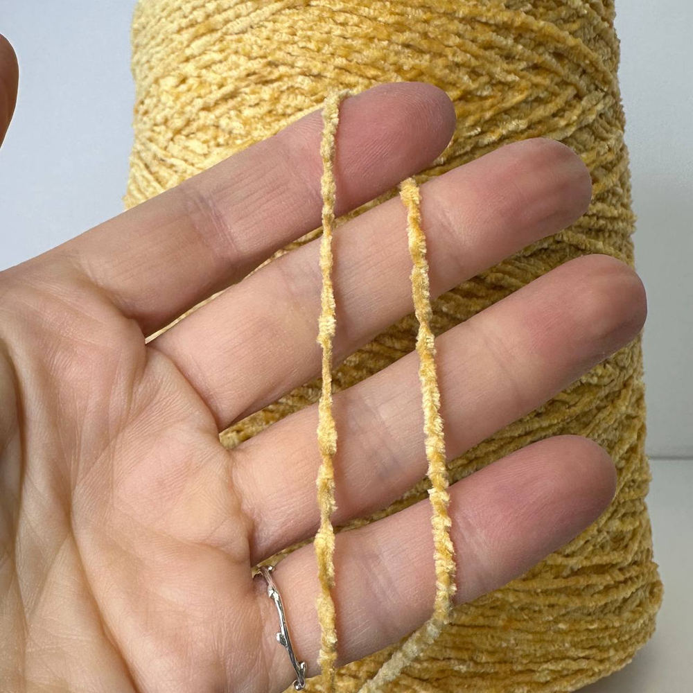 CINIGLIA - Servize e Seta; 100% шелк, велюр; 350м/100гр; col.SH694; цвет: желтый, одуванчик