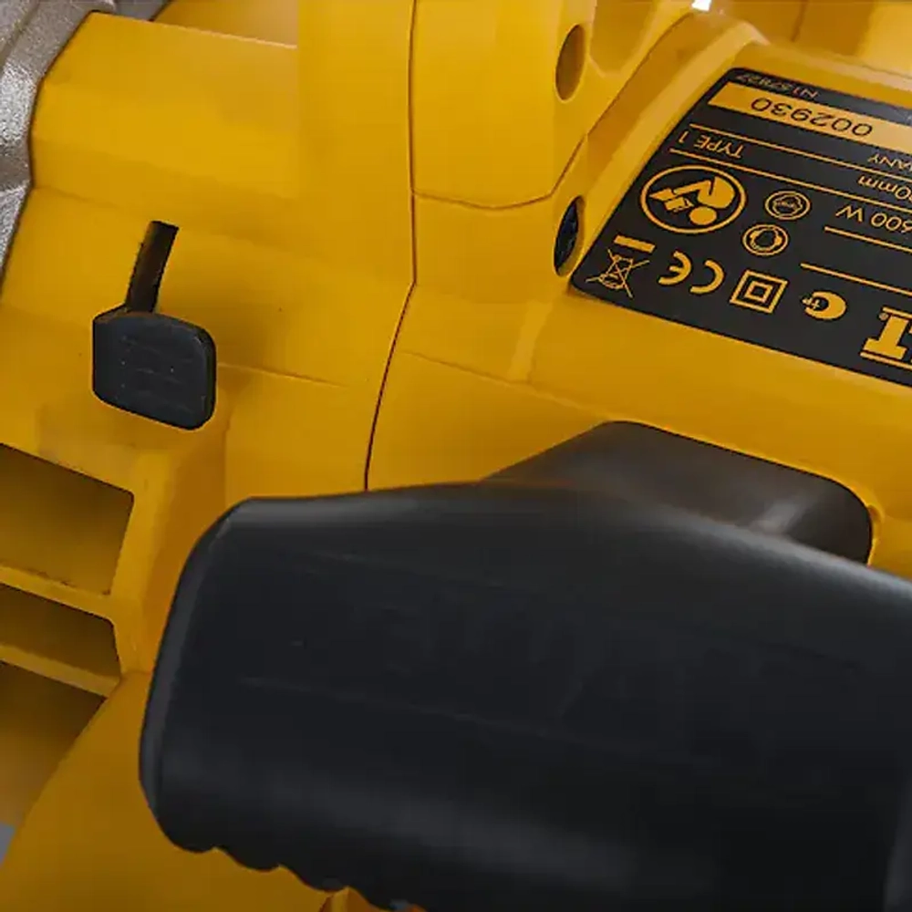 DeWalt DWE575K дисковая пила DWE575K-QS