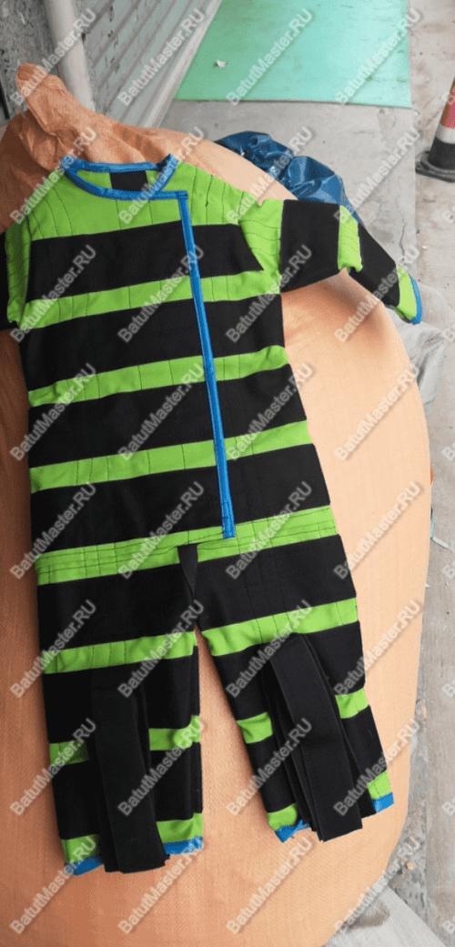 Липучий костюм зеленый, размер М, для роста 1.3м-1.55 м