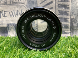MC Helios-44M-5