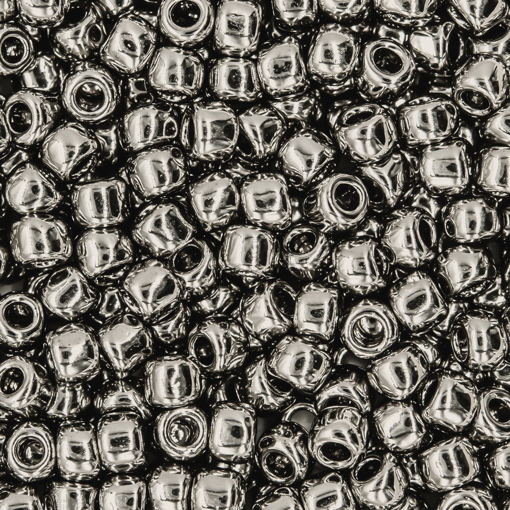 Японский бисер TOHO Round 8/0 (№711), металлизированный, непрозрачный глянцевый