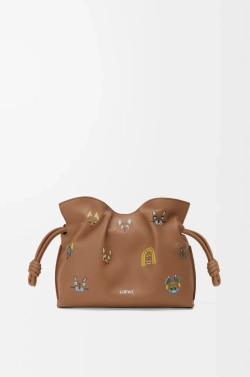 Loewe Мини-клатч Cats Flamenco из телячьей кожи наппа, мокко