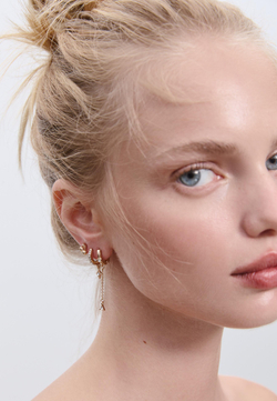 STRADIVARIUS Набор из 9 пар сережек с вишней и стразами, золотой