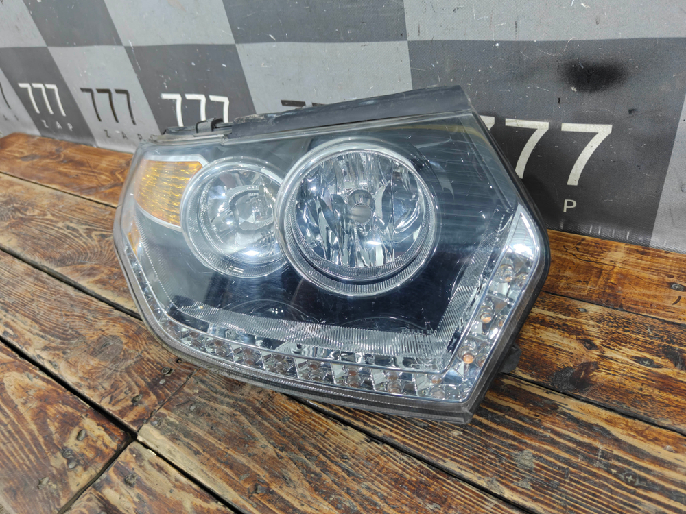 Фара правая UAZ Patriot 14-нв Б/У Оригинал 3163371101020