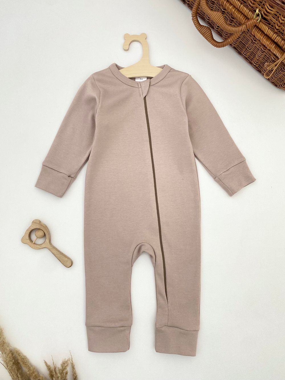 Комбинезон на молнии