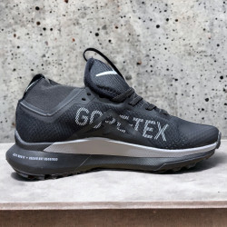 Nike Pegasus Trail 4 Gore-tex • Black Gray