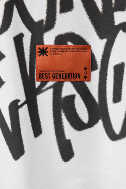 ZARA ФУТБОЛКА С ПРИНТОМ «ГРАФФИТИ», БЕЛЫЙ
