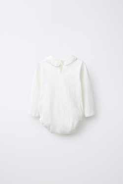 ZARA БОДИ С КРУГЛЫМ ВОРОТНИКОМ И ШВЕЙЦАРСКОЙ ВЫШИВКОЙ, ЖЕЛТОВАТО-БЕЛЫЙ