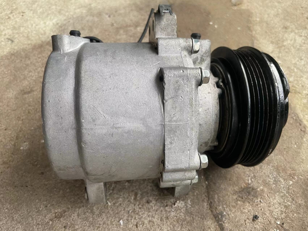 Компрессор кондиционера Dongfeng Fengguang 330/360/S560/350/370/580 оригинальный
