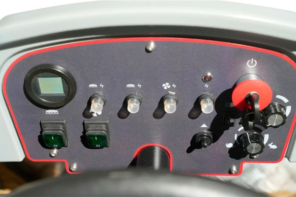 Машина поломоечная Evoline SDB 860 T с сиденьем, (с АКБ и ЗУ, GEL 200 Ah) SDB860T-GEL