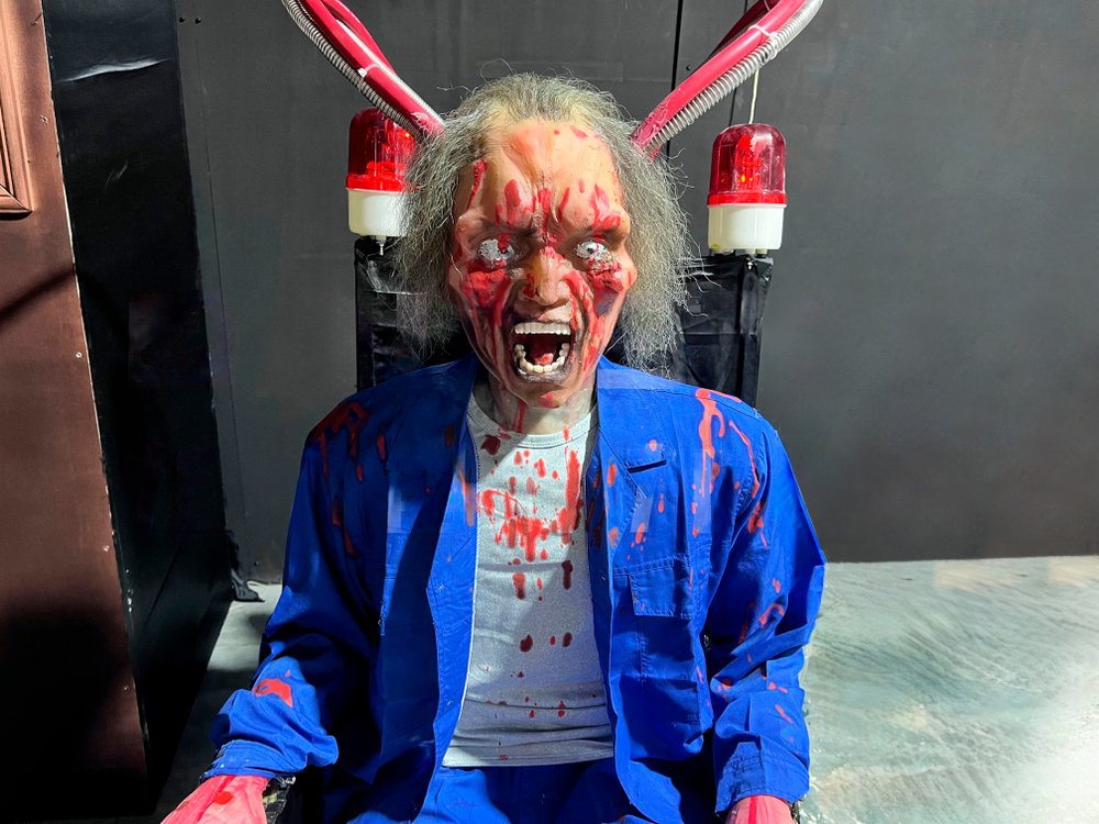 Хоррор-фигура «Электрошок»