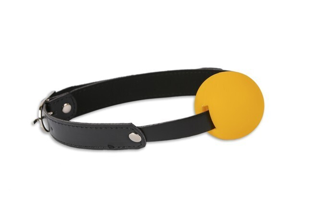 Кляп на кожаном ремешке с желтым шариком (Цвет: черный с желтым)