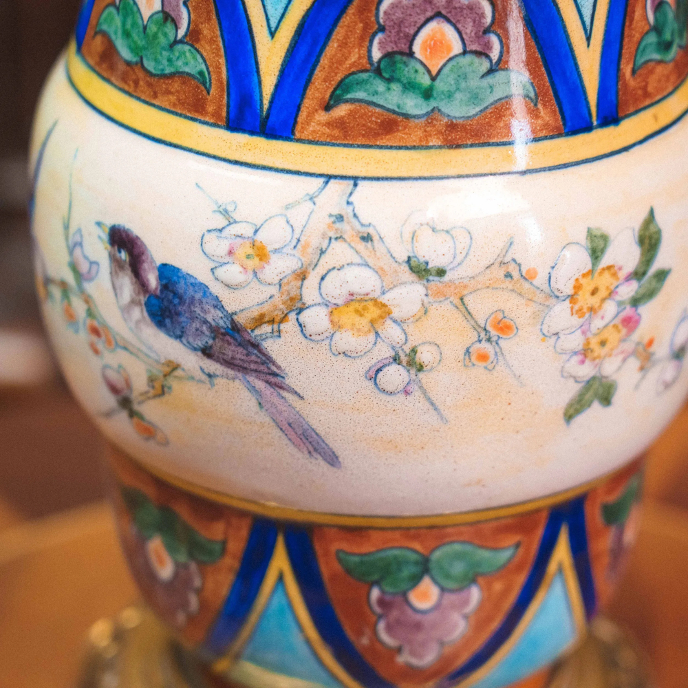 Керосиновая лампа из фарфора и латуни