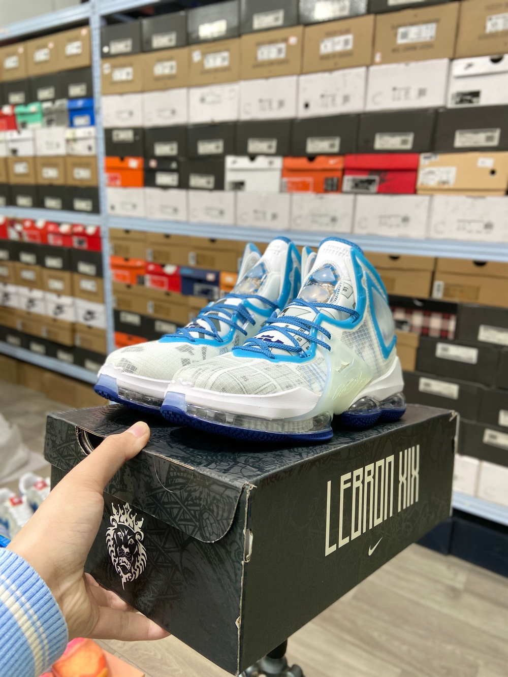 Купить Nike LeBron 19 в Москве