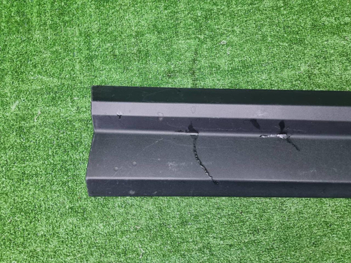 Накладка двери передняя правая Geely Coolray 19-24