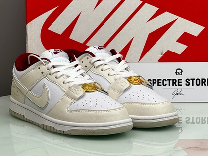 Nike Dunk Low SE Just Do It White Phantom