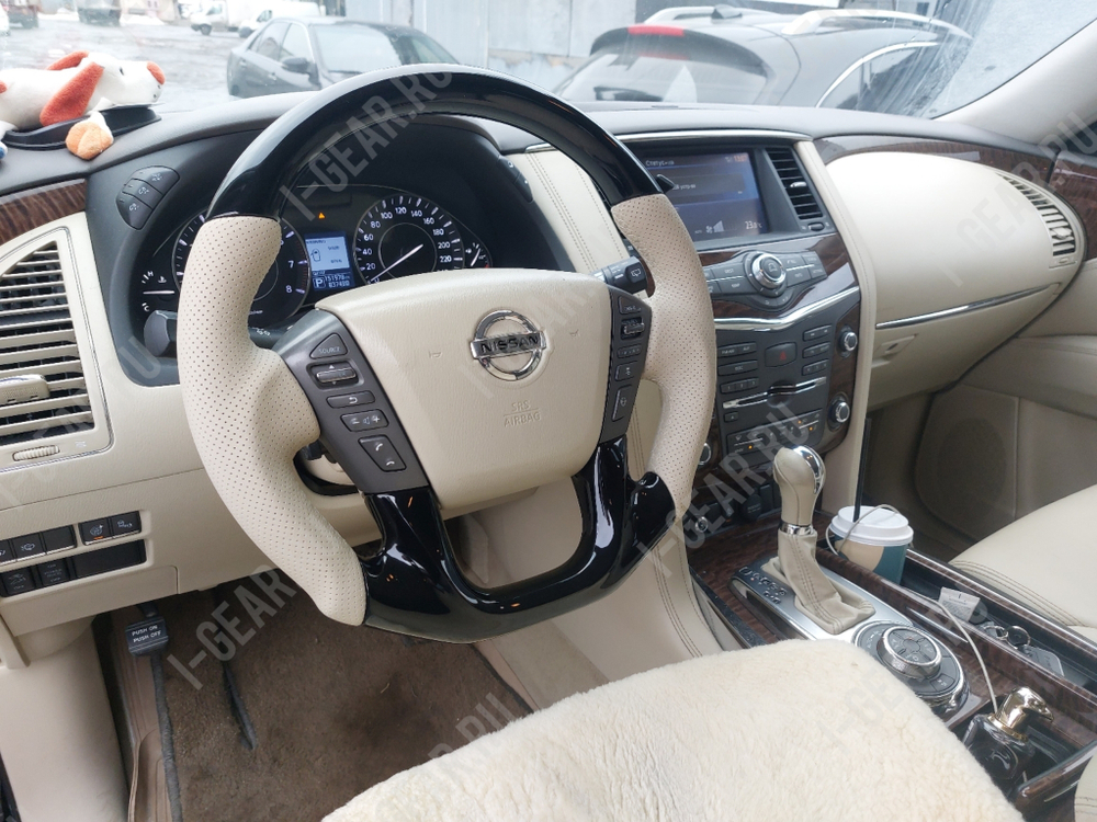Руль Анатомический бежевый Infiniti QX56, QX80, Patrol Y62