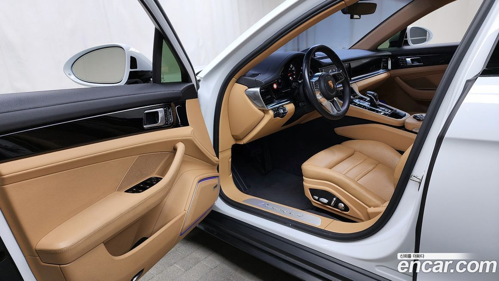 Porsche Panamera (971) 3.0 AWD (02.2020)