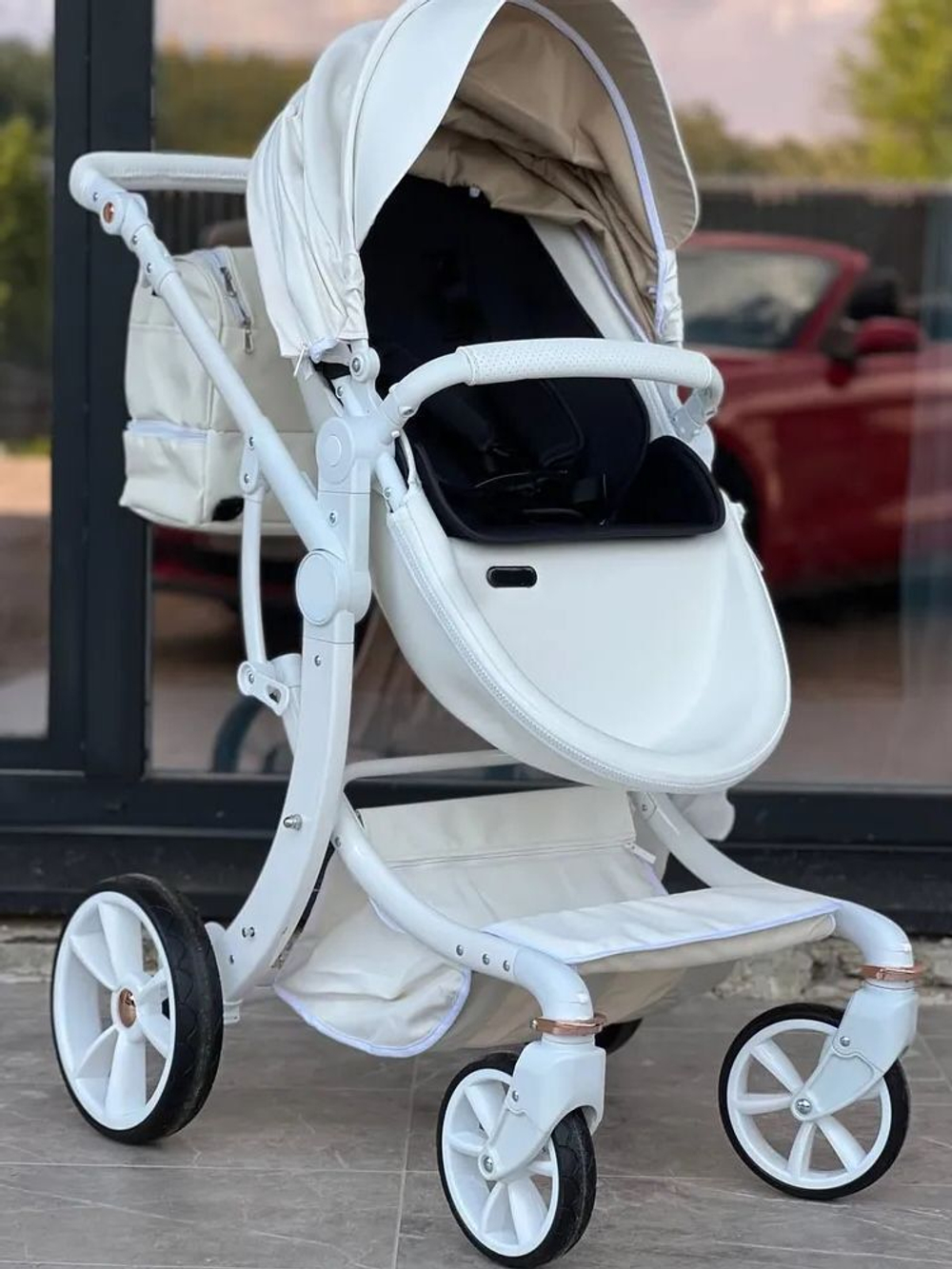 Коляска-трансформер 2 в 1 LUXMOM 608-2 / Коричневая Экокожа